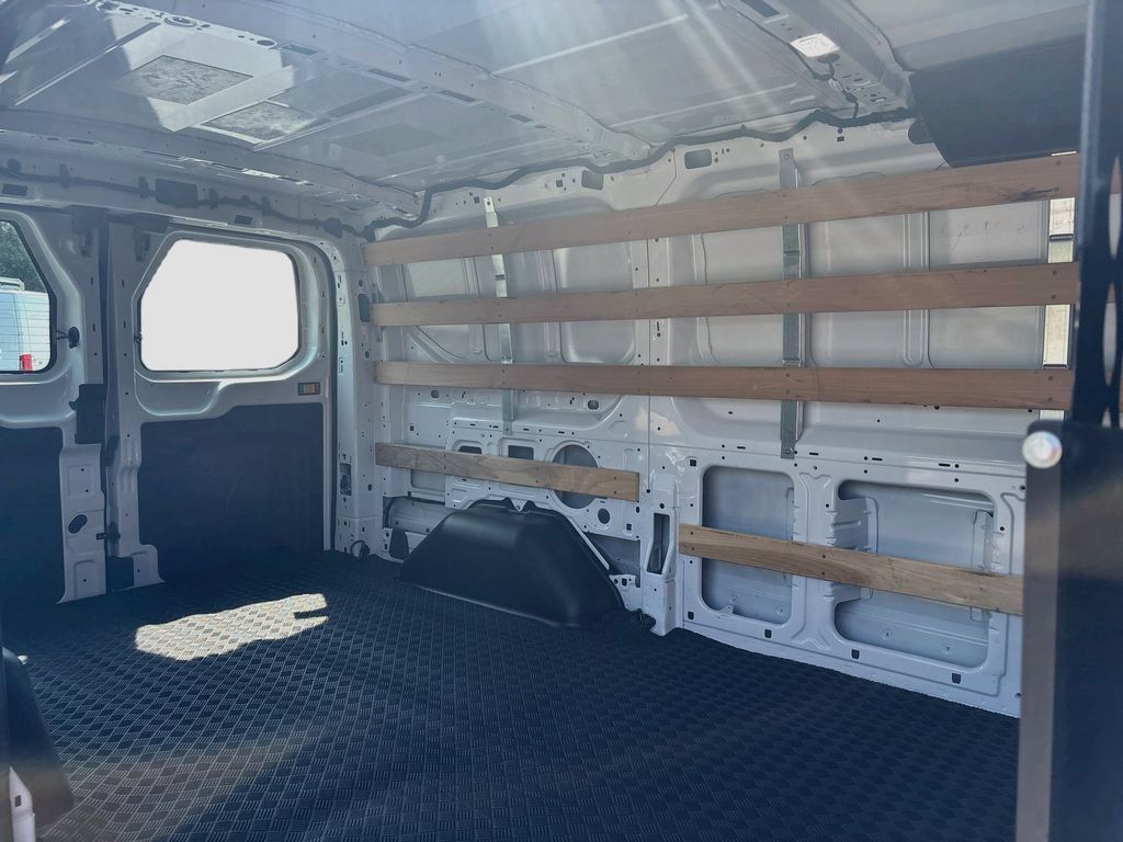 Used 2025 Ford Transit 250 Low Roof w/ Exterior Upgrade Package RWD image 17
