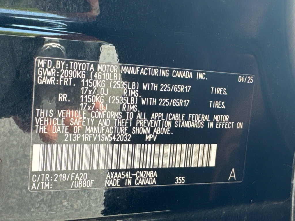 Used 2025 Toyota RAV4 XLE AWD/4WD image 33