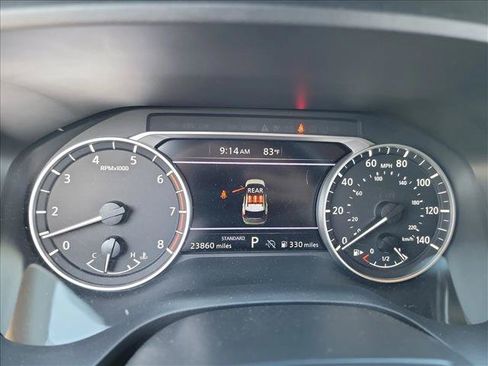 Used 2025 Nissan Rogue SV w/ SV Premium Package FWD image 17