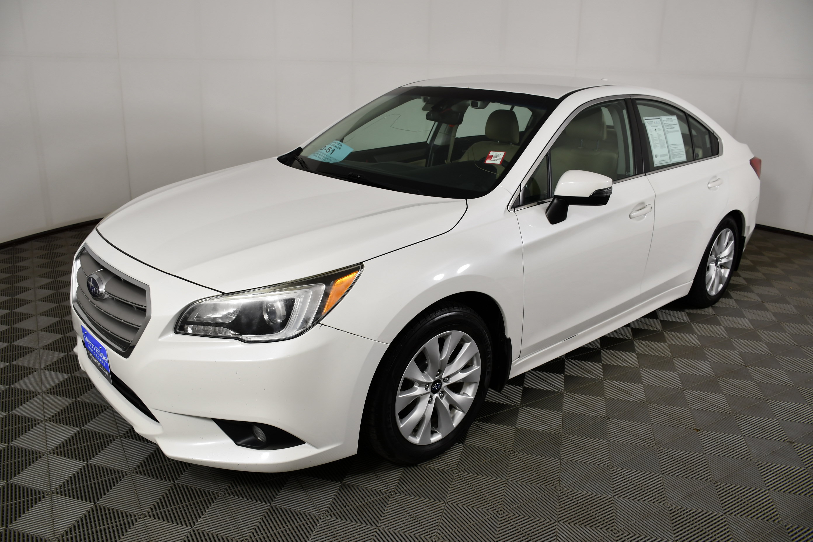 Used 2017 Subaru Legacy 2.5i Premium AWD/4WD image 10