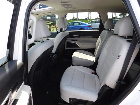 Used 2023 Kia Telluride S w/ S Sunroof Package AWD/4WD image 14