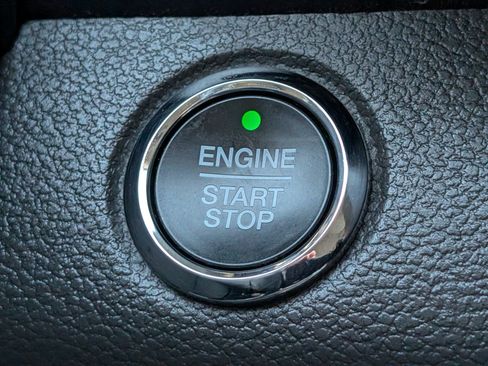 Used 2021 Ford Expedition Max Limited AWD/4WD image 31