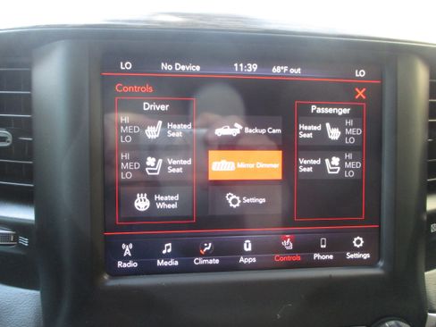 Used 2020 RAM 1500 Laramie image 23