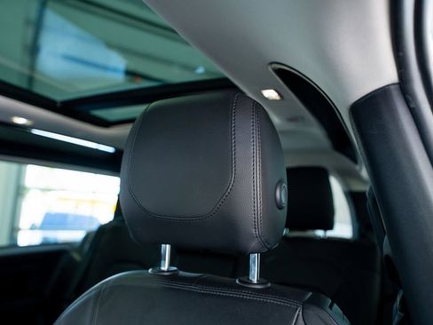 Used 2024 Land Rover Defender 90 S AWD/4WD image 34