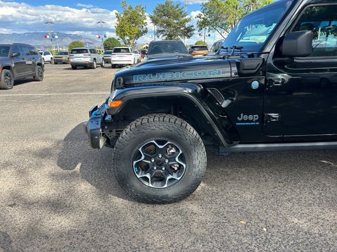 Used 2023 Jeep Wrangler Unlimited Rubicon 4xe w/ Steel Bumper Group AWD/4WD image 26