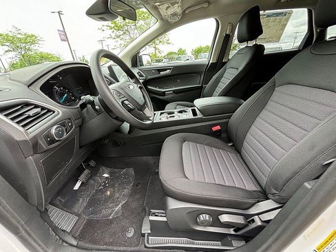 New 2024 Ford Edge SE w/ Black Appearance Package image 13