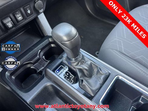 Used 2019 Toyota Tacoma TRD Sport image 25