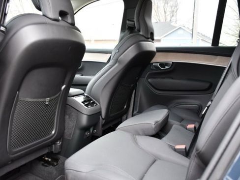 Certified 2025 Volvo XC90 B6 Plus image 15