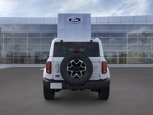 New 2025 Ford Bronco Outer Banks AWD/4WD image 6