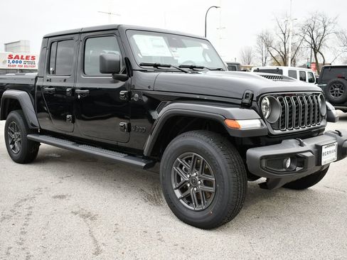 New 2026 Jeep Gladiator Sport AWD/4WD image 1