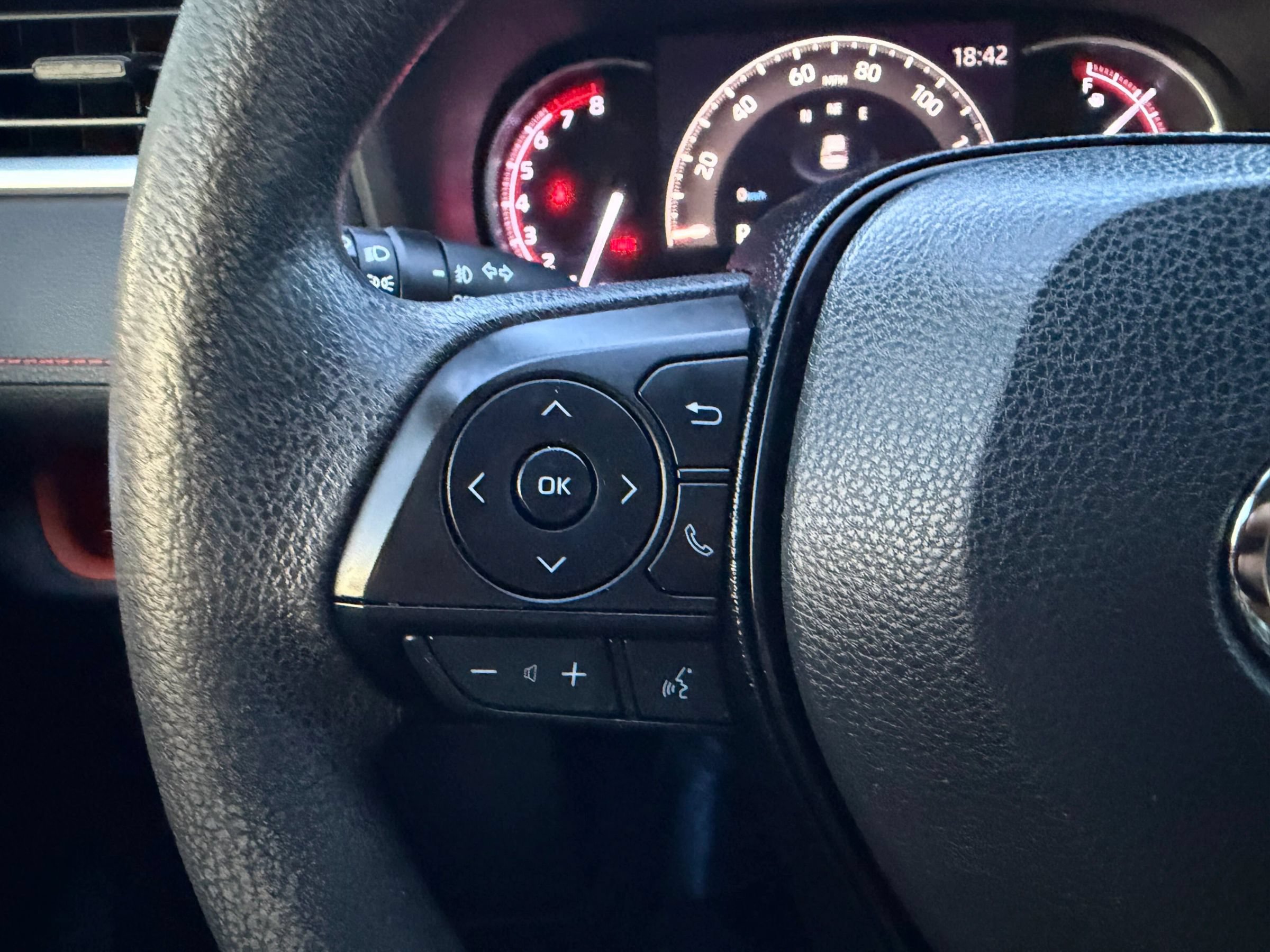 Used 2019 Toyota RAV4 Adventure AWD/4WD image 26