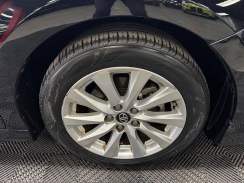 Used 2019 Toyota Camry LE w/ Carpet Mat Package image 18