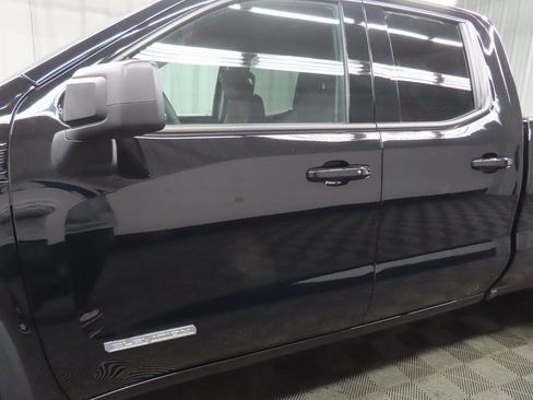 Used 2025 GMC Sierra 1500 Elevation image 39