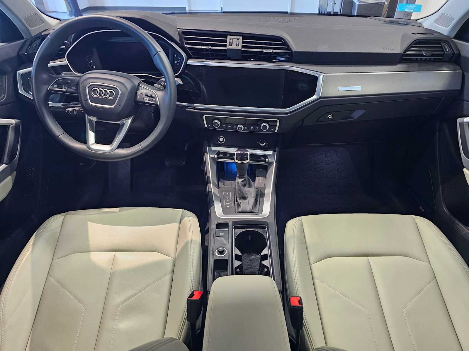 Used 2025 Audi Q3 2.0T Premium Plus w/ Premium Plus Package AWD/4WD image 20
