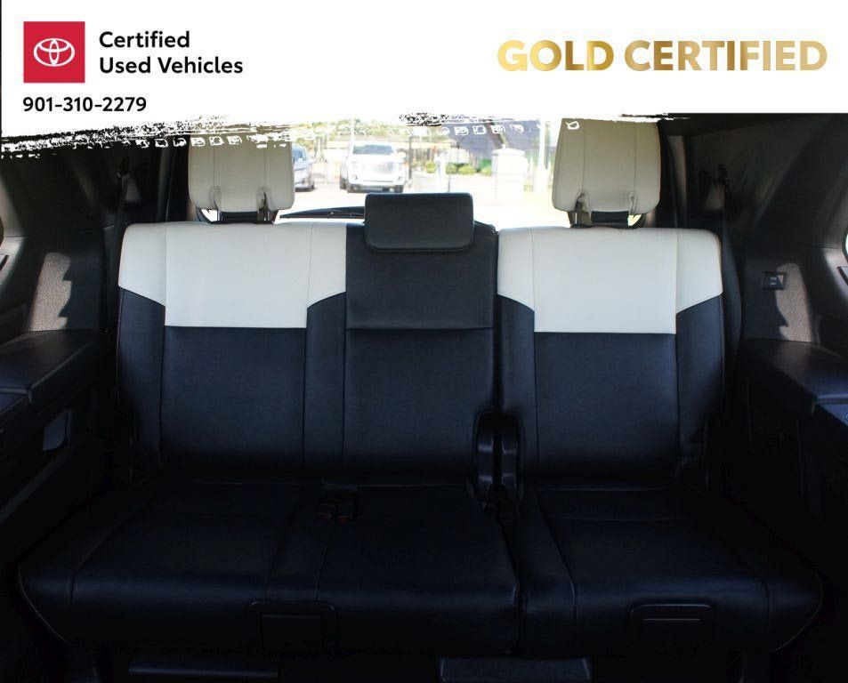 Used 2023 Toyota Sequoia Capstone AWD/4WD image 16