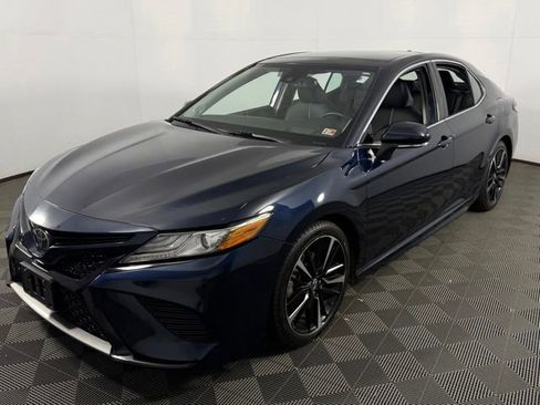 Used 2019 Toyota Camry XSE image 30