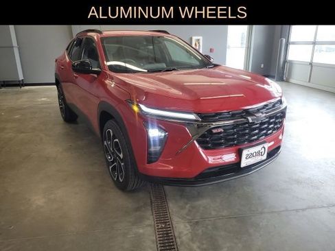 New 2026 Chevrolet Trax RS w/ Driver Confidence Package FWD image 5