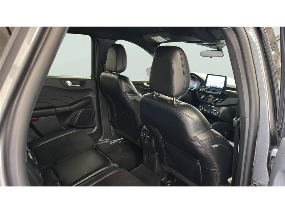 Used 2025 Ford Escape ST-Line FWD image 16