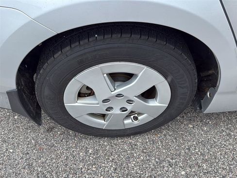 Used 2010 Toyota Prius Five FWD image 6