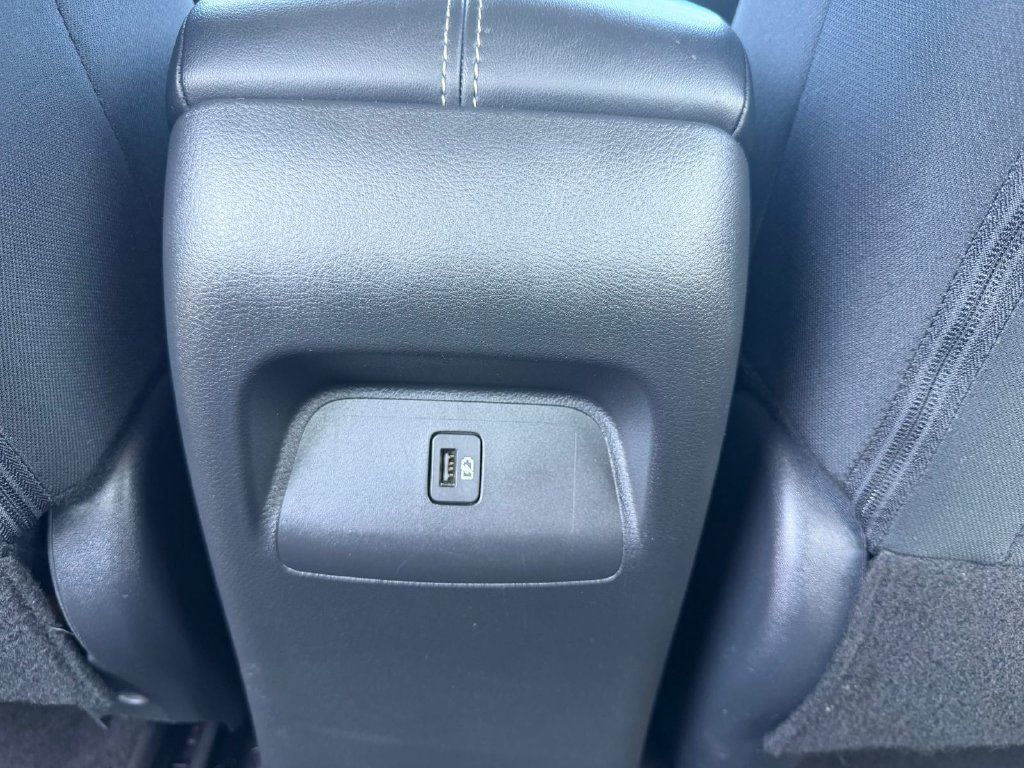 Used 2024 Nissan Sentra SV FWD image 22
