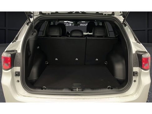 New 2026 Jeep Compass Latitude AWD/4WD image 26