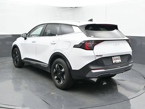Used 2026 Kia Sportage LX FWD image 11