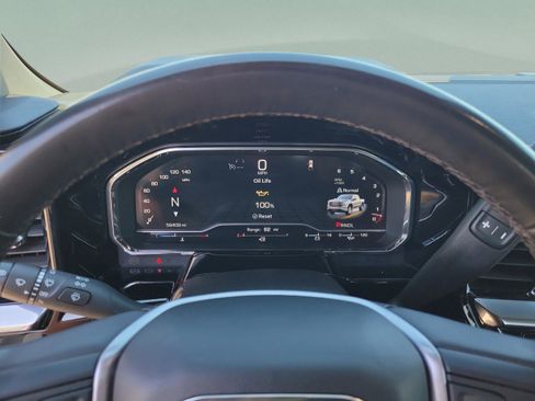 Used 2024 GMC Sierra 1500 SLT image 15