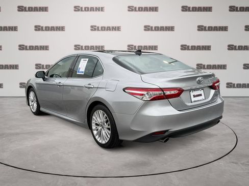 Used 2020 Toyota Camry XLE w/ Driver Assist Package FWD image 3