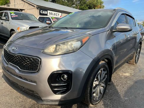 Used 2017 Kia Sportage EX FWD image 2