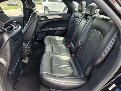 Used 2018 Lincoln MKZ Reserve FWD image 7