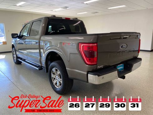 Used 2022 Ford F150 XLT w/ Equipment Group 302A High image 11