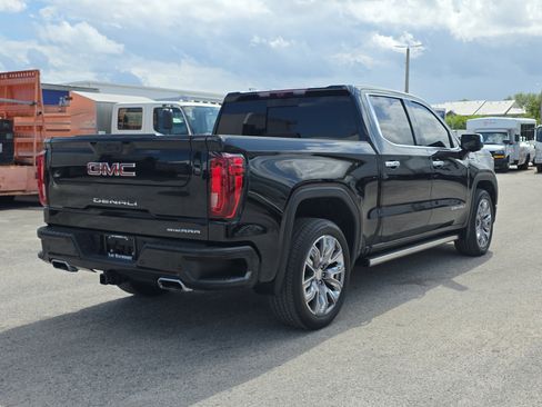 Used 2022 GMC Sierra 1500 Denali w/ Denali Reserve Package AWD/4WD image 7