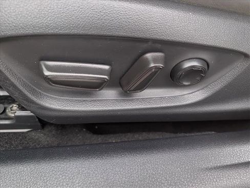 Used 2020 Toyota Avalon Limited w/ Advanced Safety Package image 26