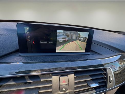 Used 2018 BMW 330i xDrive Sedan image 16