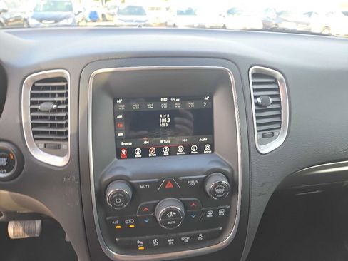 Used 2019 Dodge Durango SXT image 20
