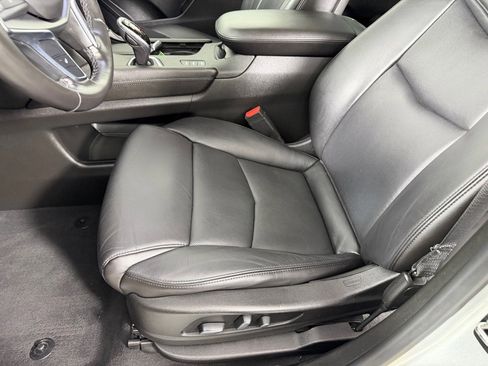 Used 2018 Cadillac XT5 Luxury AWD/4WD image 12