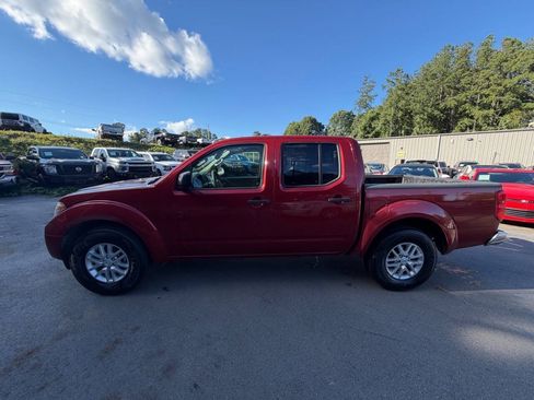 Used 2016 Nissan Frontier SV w/ SV Value Truck Package RWD image 8