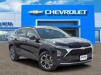 New 2025 Chevrolet Trax LT w/ Driver Confidence Package image 1
