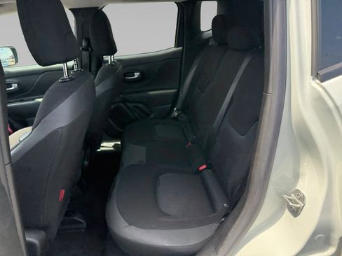 Used 2023 Jeep Renegade Trailhawk AWD/4WD image 22