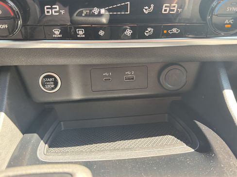 Used 2023 Nissan Rogue SV AWD/4WD image 39