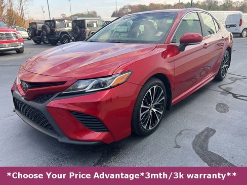 Used 2019 Toyota Camry SE image 7