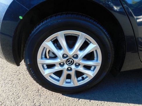 Used 2015 MAZDA MAZDA3 i Grand Touring image 25