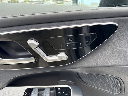 Used 2025 Mercedes-Benz GLC 300 GLC 300 Coupe image 38