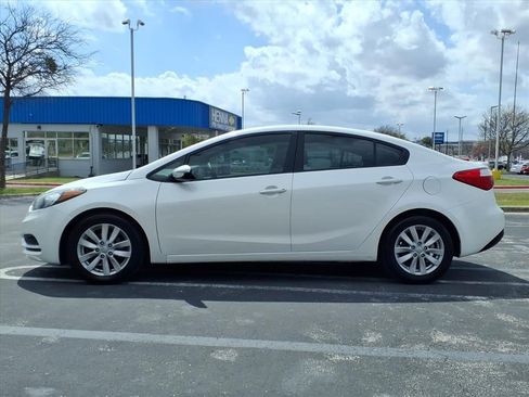 Used 2015 Kia Forte LX w/ Popular Package image 5