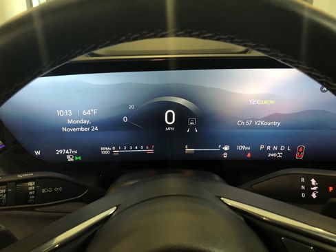 Used 2025 Buick Enclave Preferred image 22