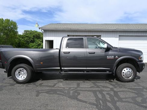 Used 2018 RAM 3500 Laramie Longhorn AWD/4WD image 7