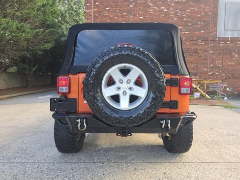 Used 2015 Jeep Wrangler Sport w/ Quick Order Package 23S AWD/4WD image 11