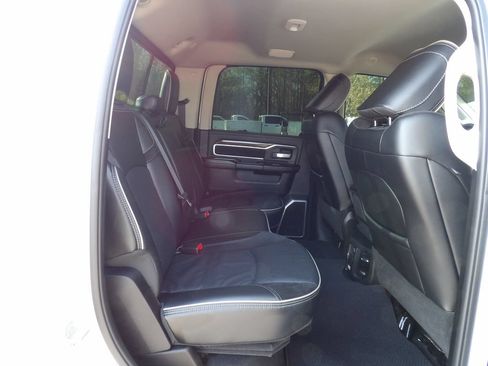 Used 2024 RAM 2500 Laramie AWD/4WD image 42