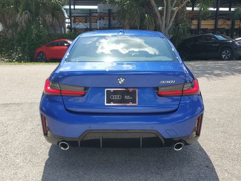 Used 2026 BMW 330i Sedan w/ M Sport Package RWD image 6
