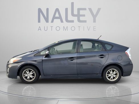 Used 2010 Toyota Prius Two FWD image 2